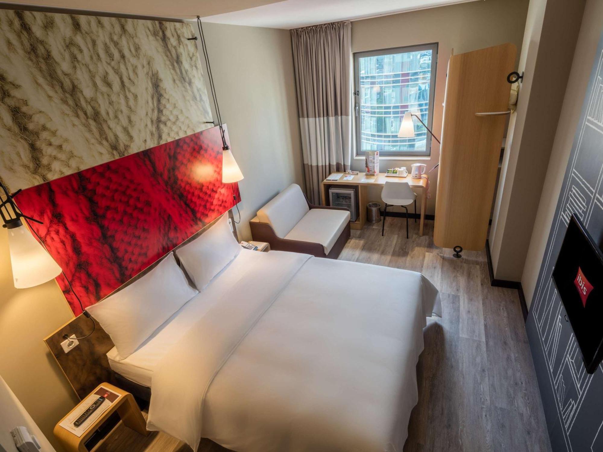 Hotel Ibis Istanbul West Exterior foto