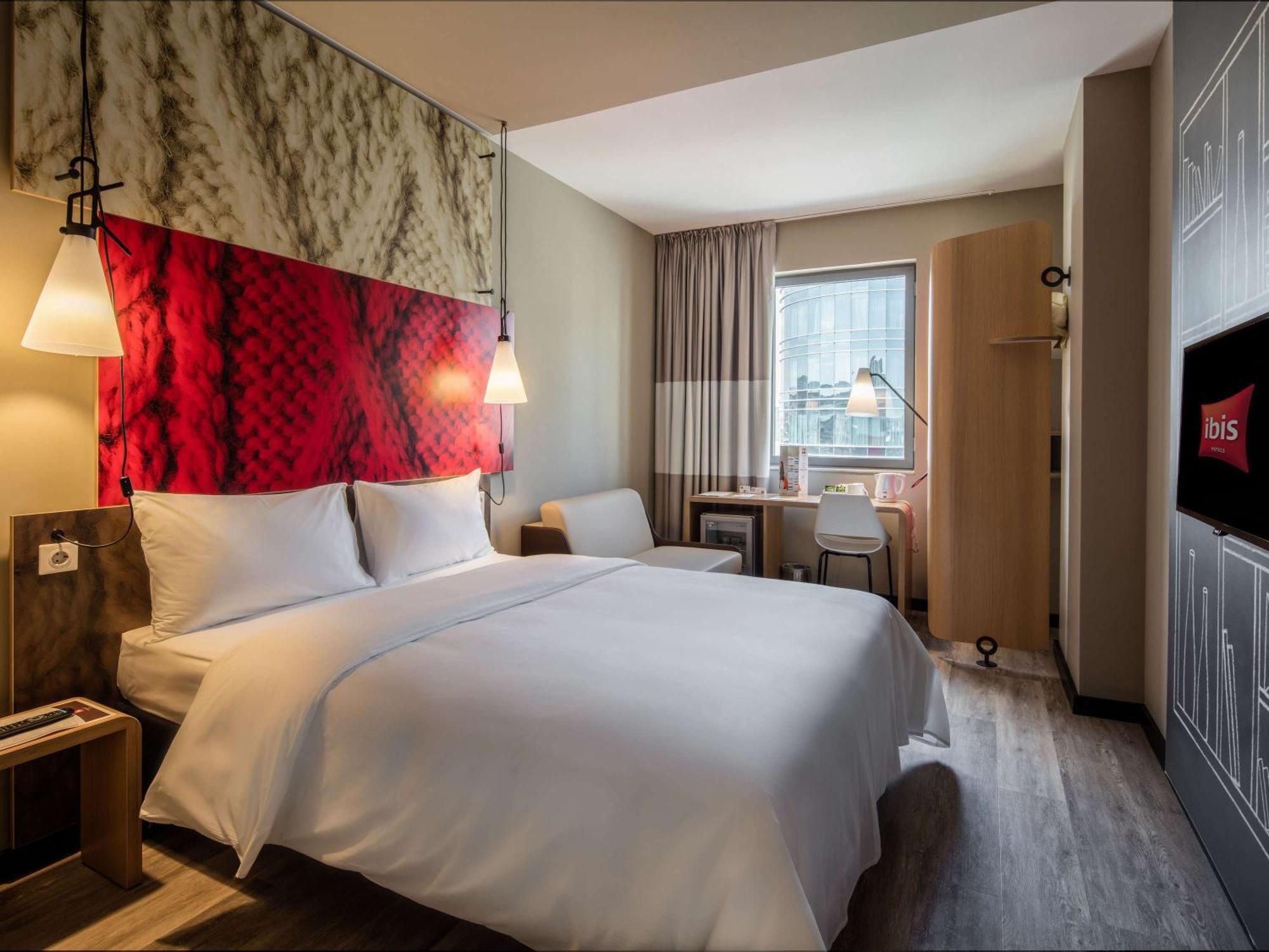 Hotel Ibis Istanbul West Exterior foto